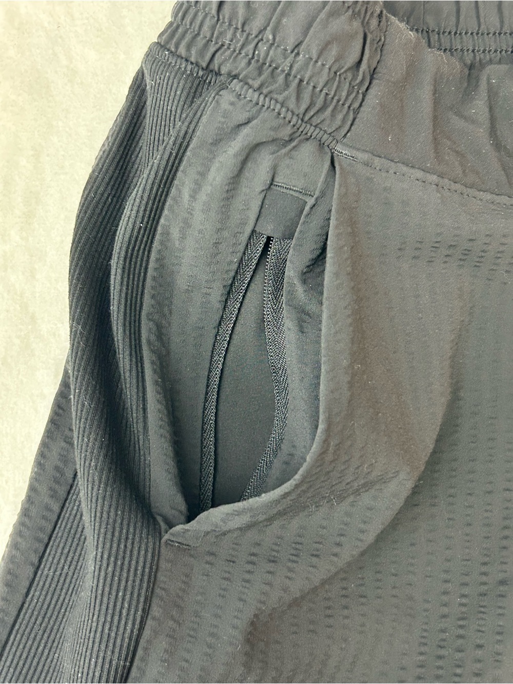 Athleta Black Textured Brooklyn Jogger Elastic-Waist & Ankle Pants Size 6 - Picture 10 of 10